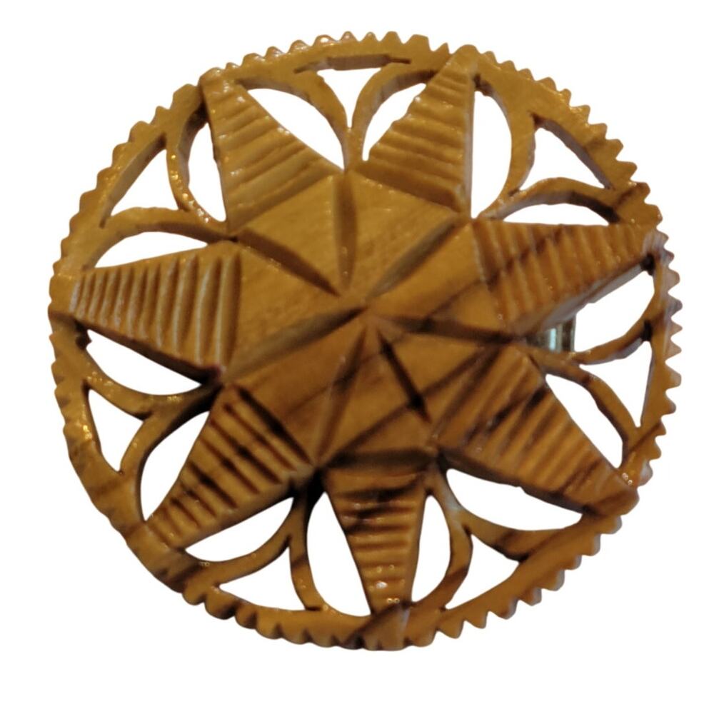 Hand Carved Wood Star Pin Brooch 1.5" Round Folk Art Geometric Design Vintage